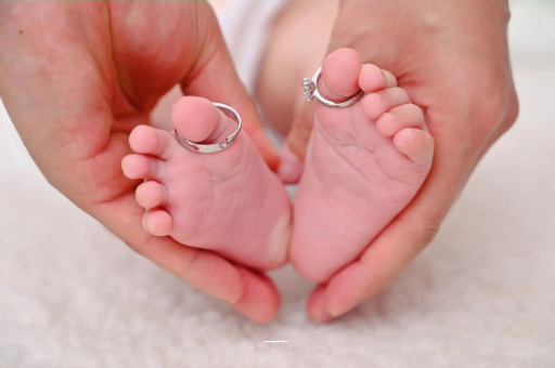 金坛怀孕早期感觉胸闷气短